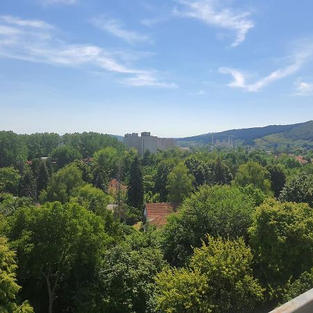 Hegyalja Apartman Мішкольц Екстер'єр фото